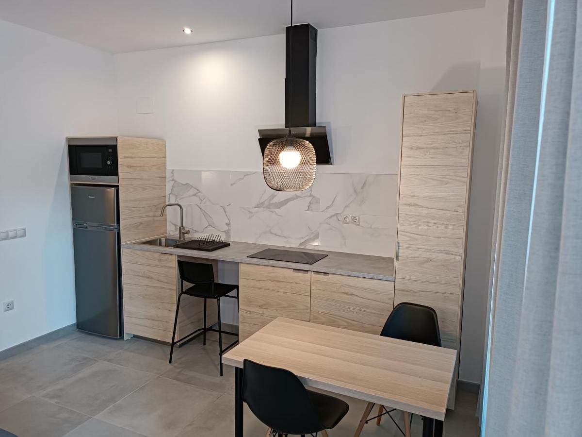 Apartamentos Los Guindos Málaga Esterno foto